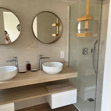 Maison Cloudy Bay 2 Tatil Evi *